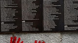 Graffiti am Pariser Holocaust-Mahnmal, 14. Mai 2024