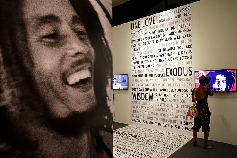  صور الفنان الراحل بوب مارلي في معرض هيستوريميامي