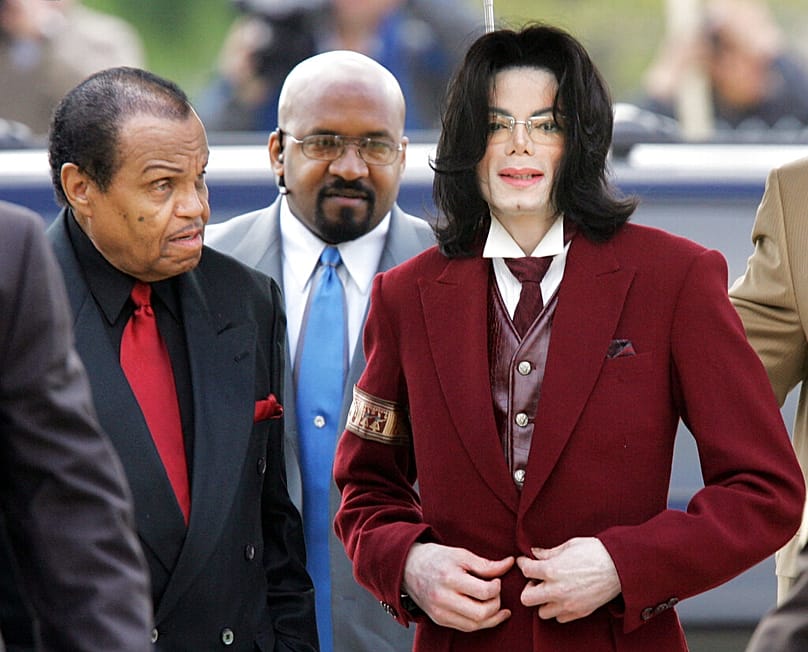 الفنان الراحل مايكل جاكسون 
