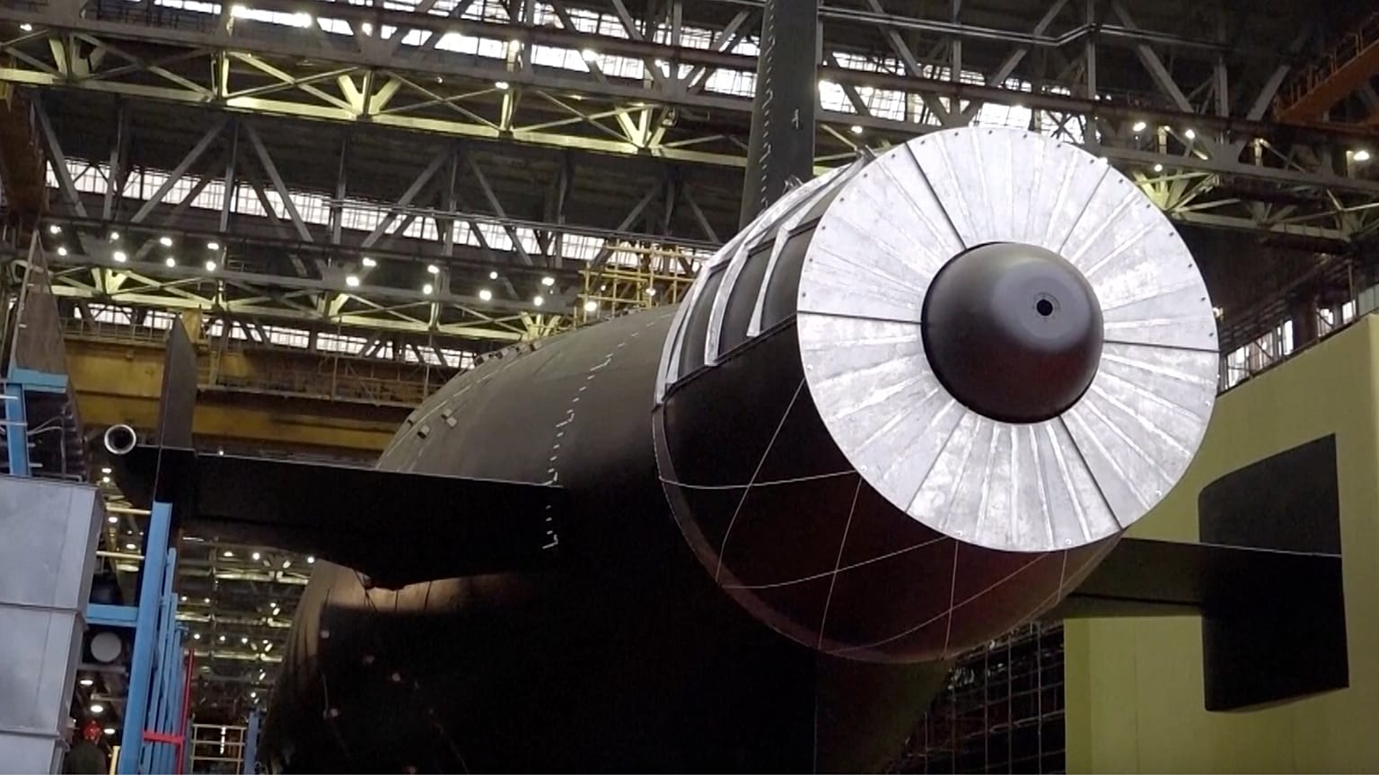 Russland hat ein neues Atom-U-Boot vom Stapel gelassen.