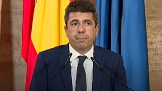 Carlos Mazón durante a sua comparência perante os meios de comunicação social em 3 de novembro de 2025.