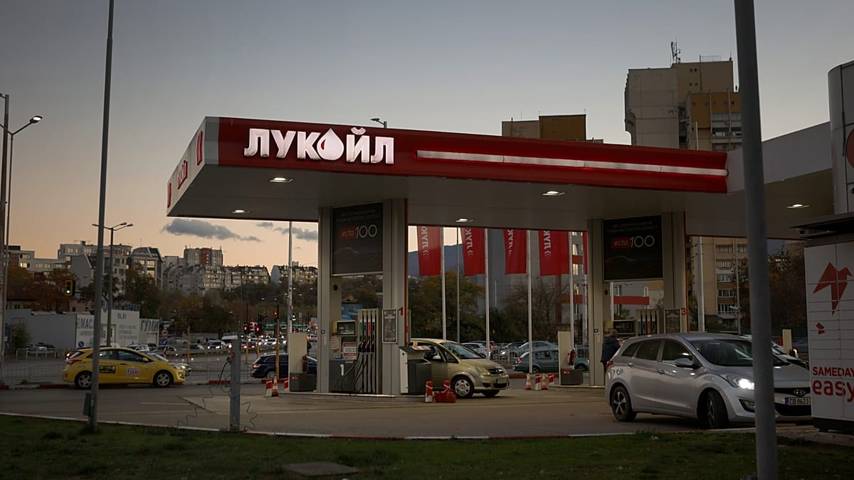 A Lukoil eladásának hatásai a magyar olajpiacra