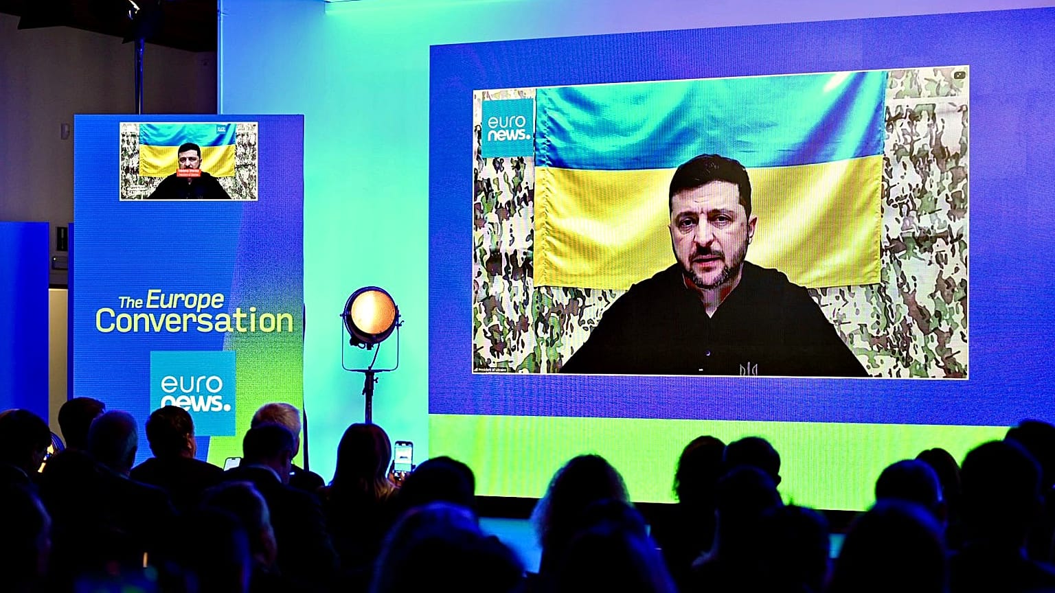 Volodymyr Zelenskyy è intervenuto al Vertice sull'allargamento di Euronews