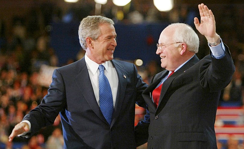 Cheney e Bush na noite da Convenção Republicana de 2004