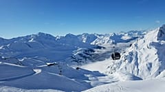 Eine Studie von Anfang dieses Jahres ergab, dass die Kosten für das Skifahren in Europa seit 2015 insgesamt um 34,8 Prozent über der Inflation gestiegen sind. 