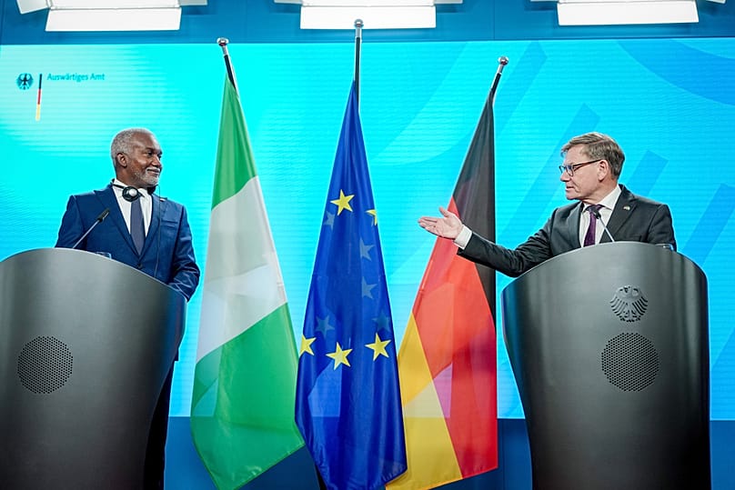  وزير الخارجية الألماني يوهان فادفول ونظيره النيجيري يوسف توغار يحضران مؤتمرا صحفيا مشتركا في برلين، ألمانيا، الثلاثاء 4 نوفمبر/تشرين الثاني 2025.