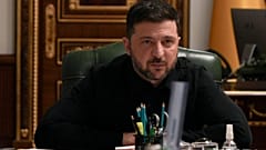 A kép illusztráció (Volodimir Zelenszkij egy sajtótájékoztatón beszél Kijevben 2025. november 3-án)