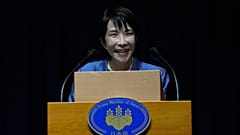 Japonya Başbakanı Sanae Takaichi APEC zirvesinde konuşma yaparken, 1 Kasım 2025