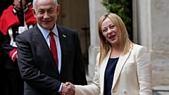 La premier Giorgia Meloni e il primo ministro israeliano Benjamin Netanyahu a Palazzo Chigi, 10 marzo 2023 (Foto AP/Andrew Medichini)