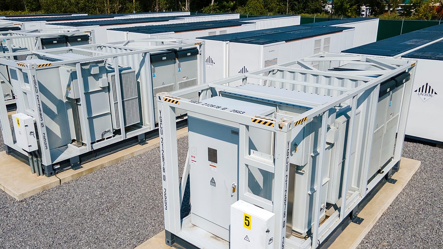 نظام بطاريات ليثيوم كبير في نيويورك 