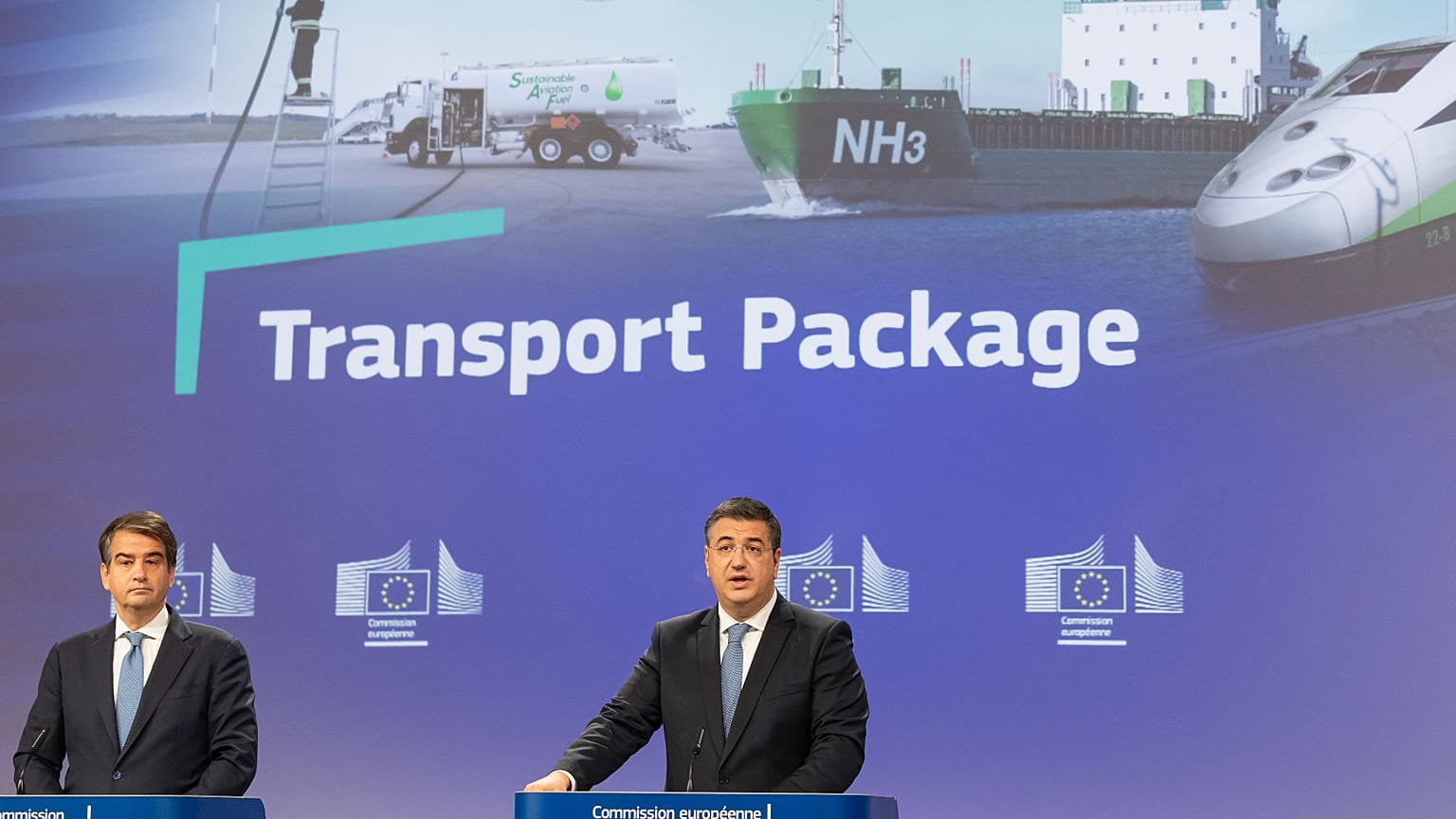 Η παρουσίαση από τους δύο Επιτρόπους