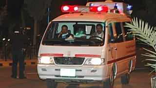 سيارة إسعاف يمنية