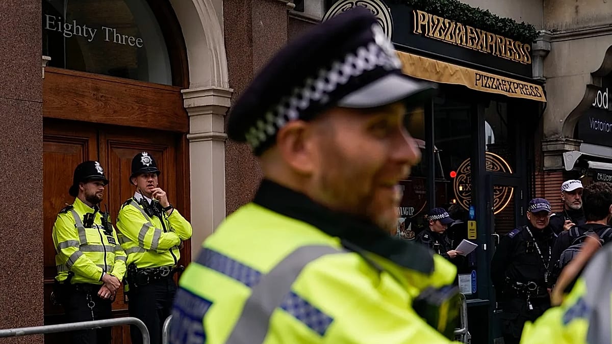 UK police hunt for two more men wrongly released from prison