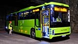 Autocarro Yutong, da operadora norueguesa de transportes públicos Ruter, teve o sistema de comunicações testado a 14 de agosto de 2025, em Sandvika, Noruega