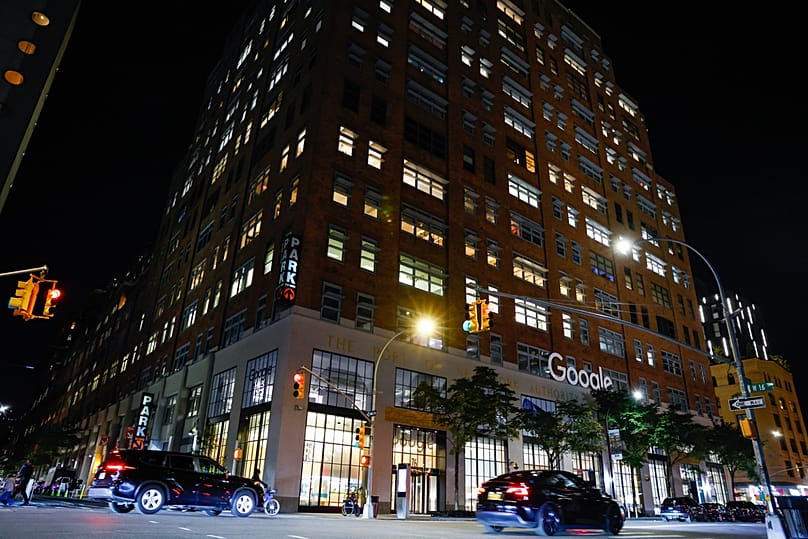  منظر خارجي لمبنى جوجل في حي تشيلسي، الخميس 9 أكتوبر/تشرين الأول 2025، في نيويورك