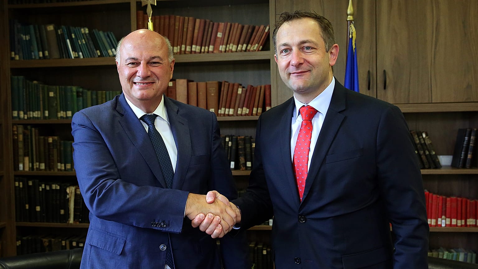 ΧΕΙΡΑΨΙΑ ΕΠΙΤΡΟΠΟΥ ΧΑΝΣΕΝ ΚΑΙ ΥΠΟΥΡΓΟΥ ΤΣΙΑΡΑ