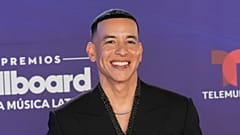 Daddy Yankee llega a los Premios Billboard Latinos el jueves 23 de octubre de 2025 en Miami. 