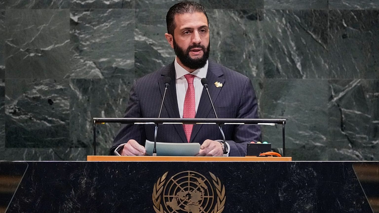 احمد الشرع رئیس‌جمهور موقت سوریه