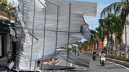 Typhoon Kalmaegi: At least 5 dead as powerful storm batters central Vietnam