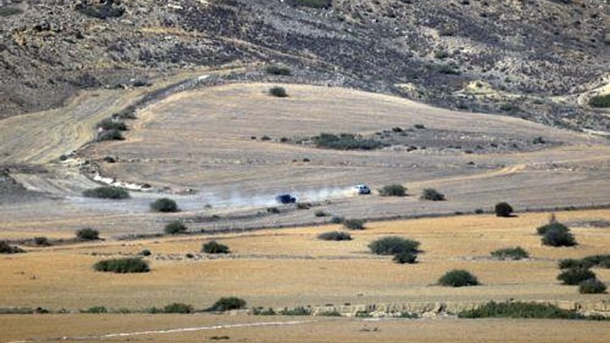 Tensão na zona neutra em Chipre: veículo militar impede passagem de agricultores