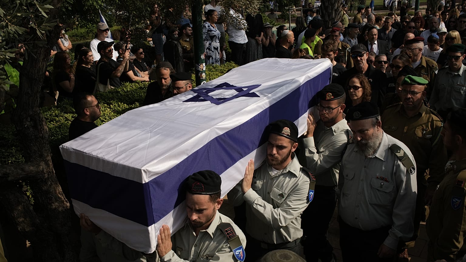 دریافت اجساد در دست حماس در اسرائیل