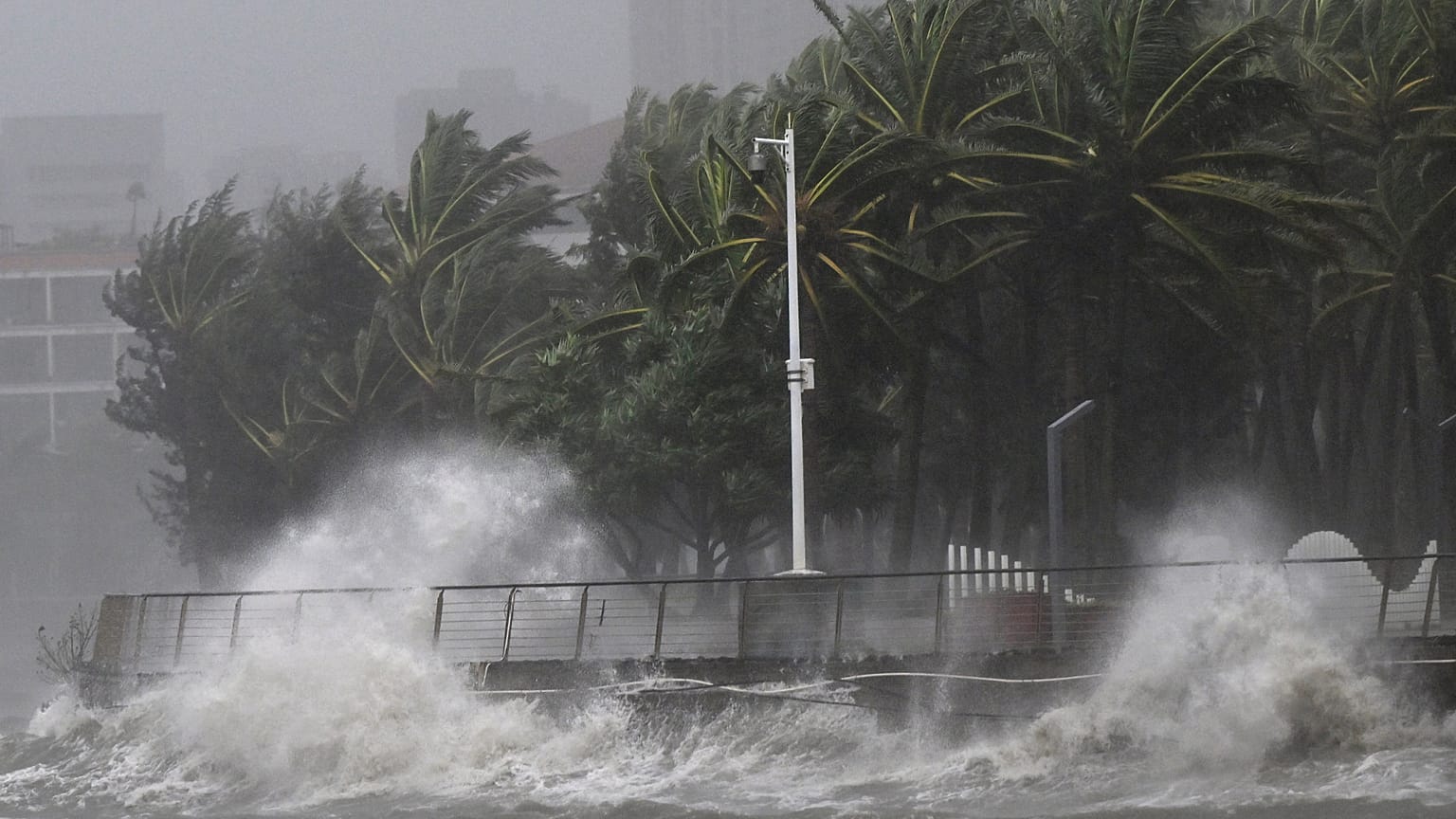 طوفان در فیلیپین