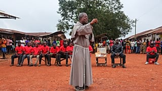 Arrêt sur images du 10 novembre 2025