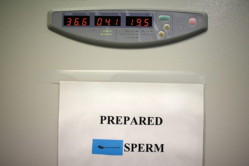 دریافت اسپرم از مسیر قانونی و کلینیک‌های مجاز روندی پرهزینه، زمان‌بر و همراه با کمبود اهداکننده است