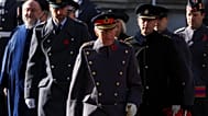 Britanya Kralı Charles (ortada) ve Britanya Prensi William, Londra'da Whitehall'daki Cenotaph Anıtı'ndaki yıllık Anma Pazarı törenine katılıyor, 9 Kasım 2025 Pazar.
