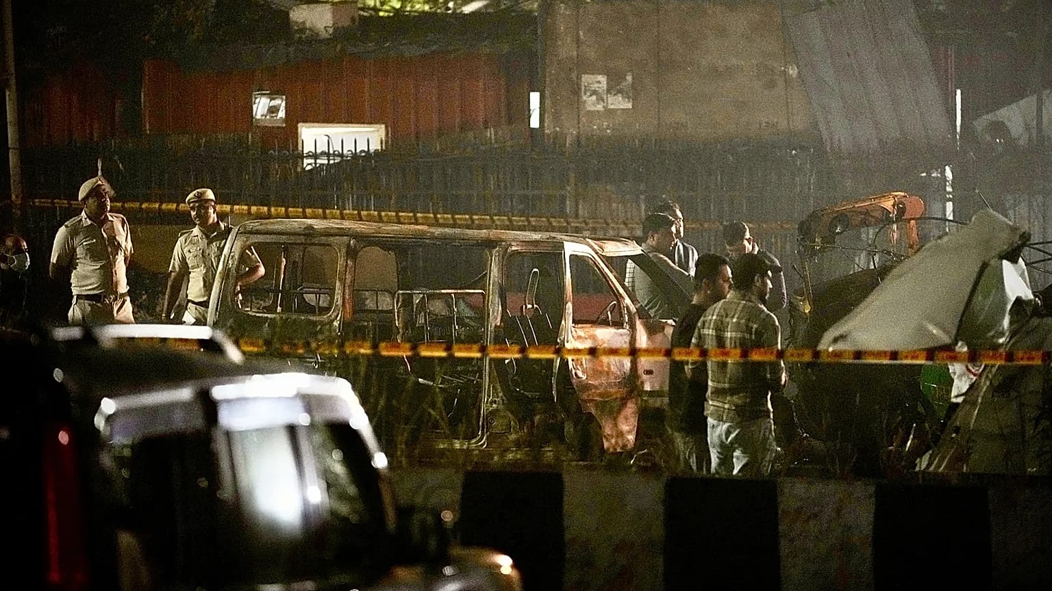 Police secure the site after a car explosion near the historic Red Fort in New Delhi, 10 November, 2025