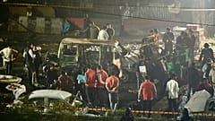 Police secure the site after a car explosion near the historic Red Fort in New Delhi, 10 November, 2025