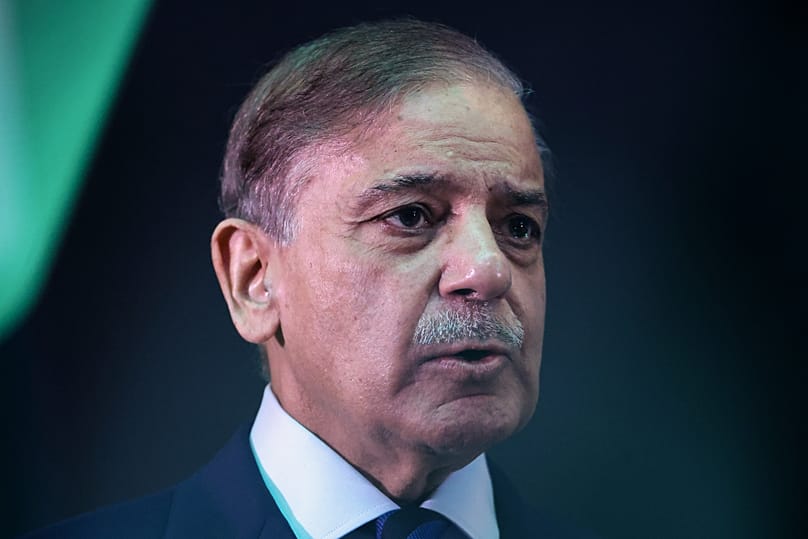 Le Premier ministre pakistanais Shehbaz Sharif à Kuala Lumpur, le 6 octobre 2025.