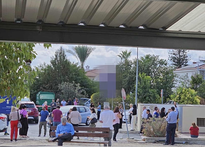 Πολίτες στον δρόμο