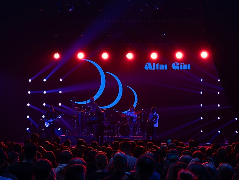 Altın Gün podczas Inside Seaside 2025.