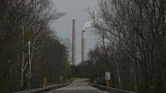 Kyger Creek Power Plant, central termoelétrica a carvão, em funcionamento a 14 de abril de 2025, perto de Cheshire, Ohio, nos EUA