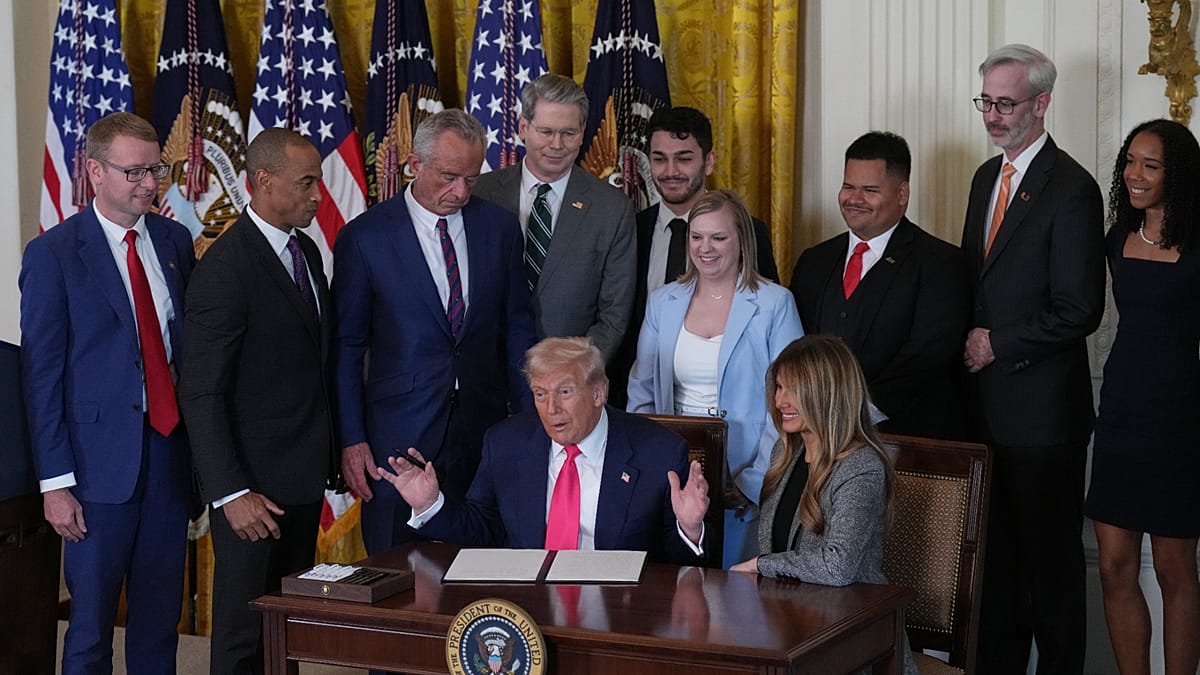 Trump touts trade deals as Republican and Democratic pressure mounts over high grocery prices Trump touts trade deals as Republican and Democratic pressure mounts over high grocery prices