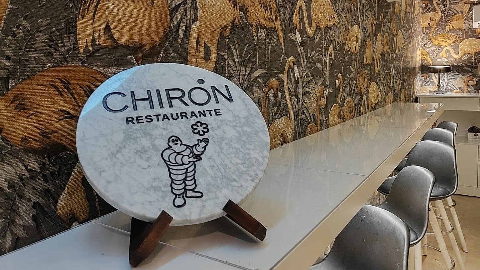 Entrada del Restaurante Chirón
