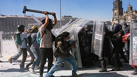 Generation Z manifests itself in Mexico, 15 November 2025