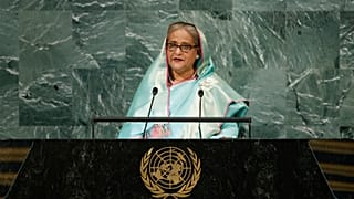 Sheikha Hasina spricht auf der 77. Sitzung der Generalversammlung der Vereinten Nationen im Hauptquartier der Vereinten Nationen am Freitag, 23. September 2022. (Foto: AP/Jason Dickrow)