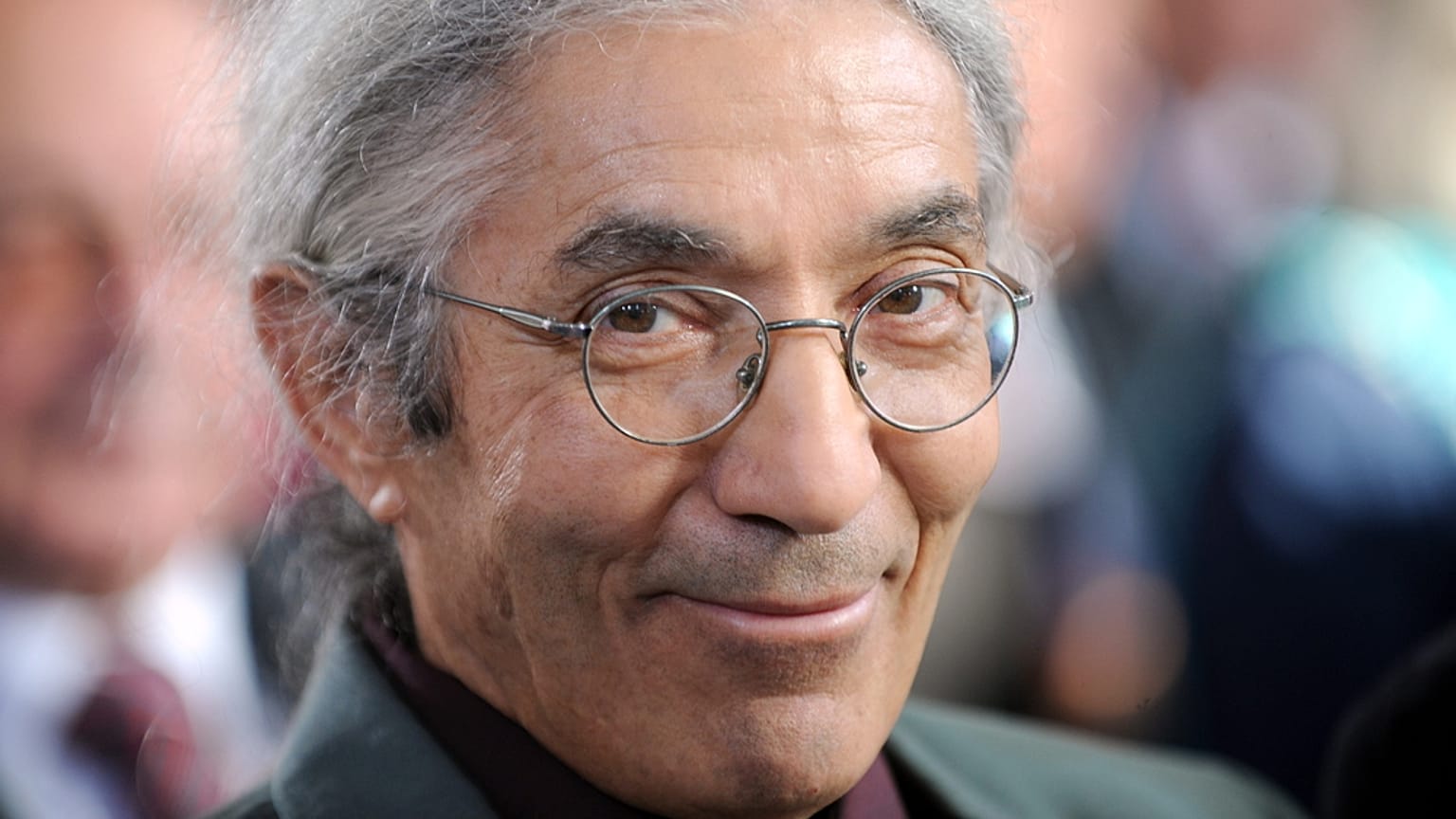 الكاتب الجزائري بوعلام صنصال يحضر حفل تسليم الجوائز في كنيسة بولس (Paulskirche) في فرانكفورت، وسط ألمانيا،