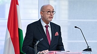 Péterfalvi Attila, a Nemzeti Adatvédelmi és Információszabadság Hatóság elnöke köszöntőt mond