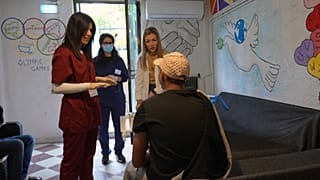 Las unidades sanitarias locales de Grecia acercan la asistencia a las comunidades vulnerables