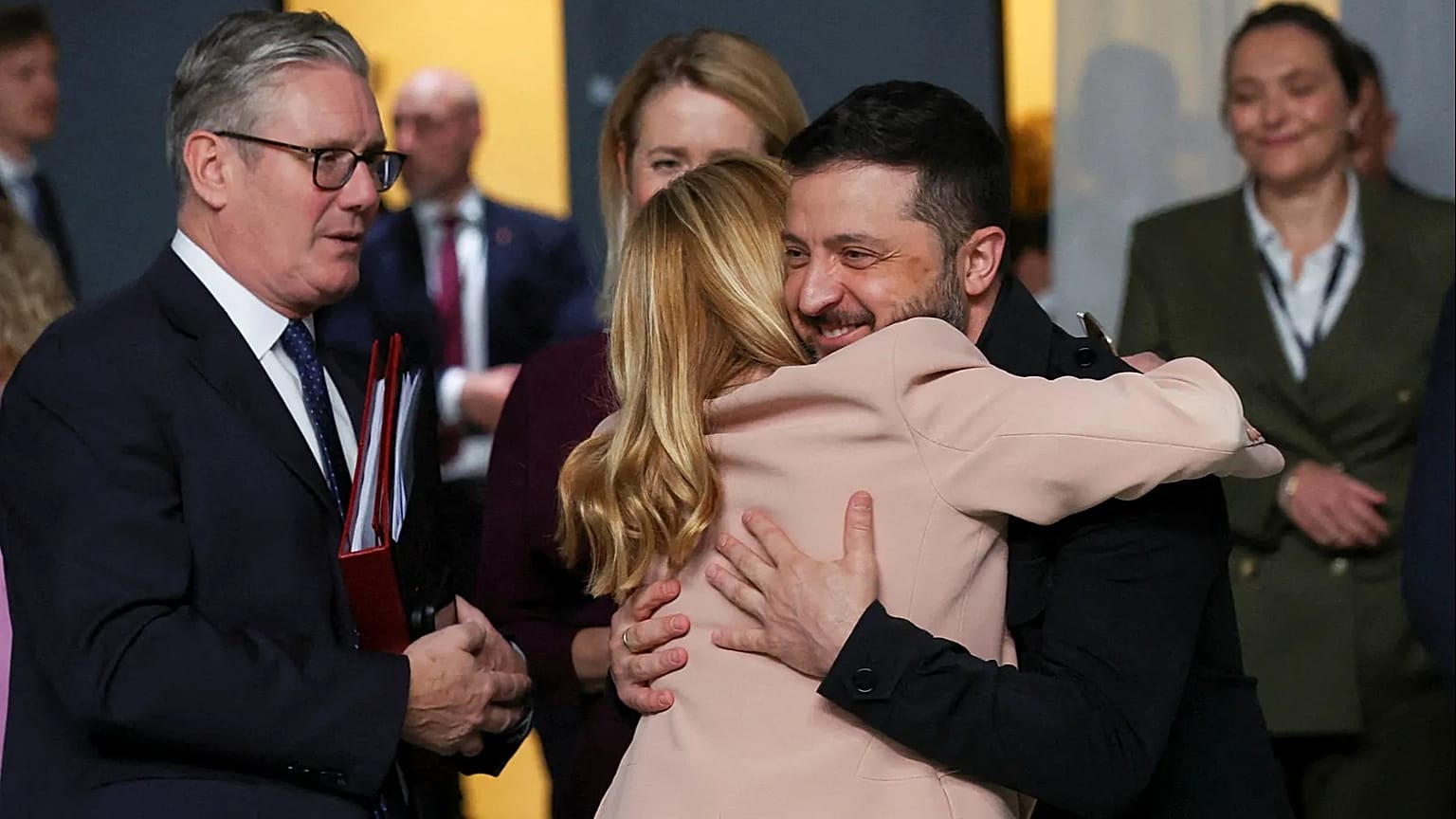 Italian Premier Giorgia Meloni hugs Ukrainian President Volodymyr Zelenskyy at the European Political Community summit in Copenhagen, 2 October, 2025