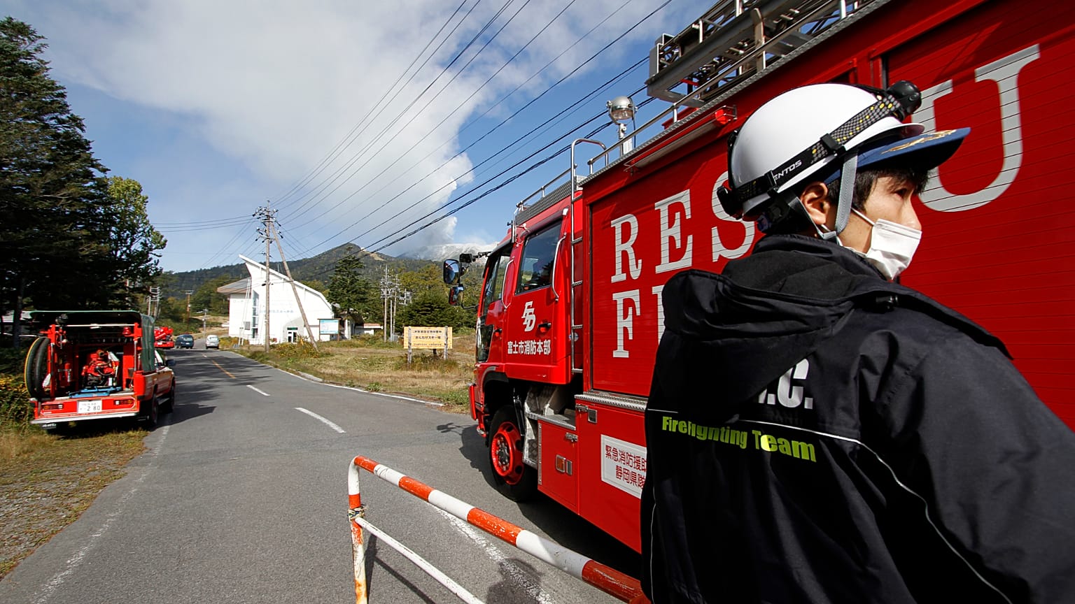 Πυροσβέστες στην Ιαπωνία - φώτο αρχείου