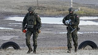 Polonia cierra 2 aeropuertos.