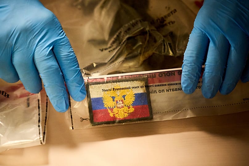 Aufnäher eines russischen Soldaten, der im Krieg gefallen ist, Kyjiw, Ukraine, 23. Juni 2025