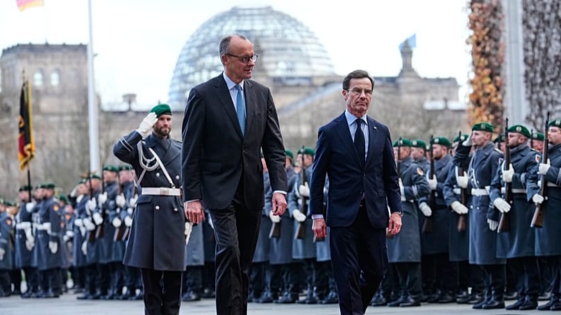 Merz begrüßt Kristersson zu einem Treffen im Kanzleramt in Berlin,19. November 2025