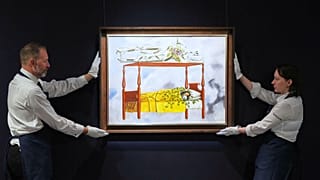 In its catalogue note, Sotheby’s said the painting “offers a spectral meditation on the porous boundary between sleep and death.”