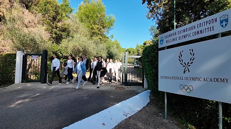 Αποχωρώντας από τη ΔΟΑ