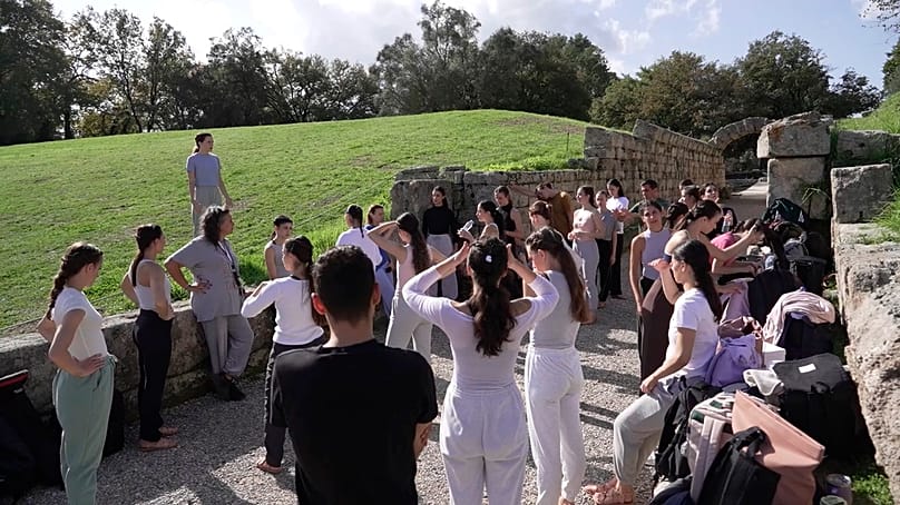 Στιγμές ξεκούρασης μεταξύ των προβών